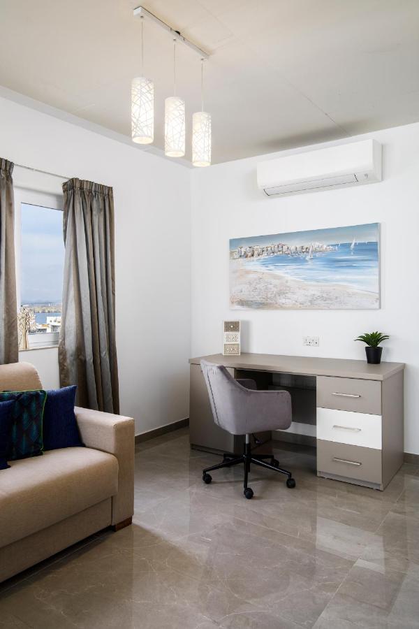 Hilltop Apartments - Stylish Comfort Living Close To The Sea, Bugibba St. Paul's Bay Bagian luar foto