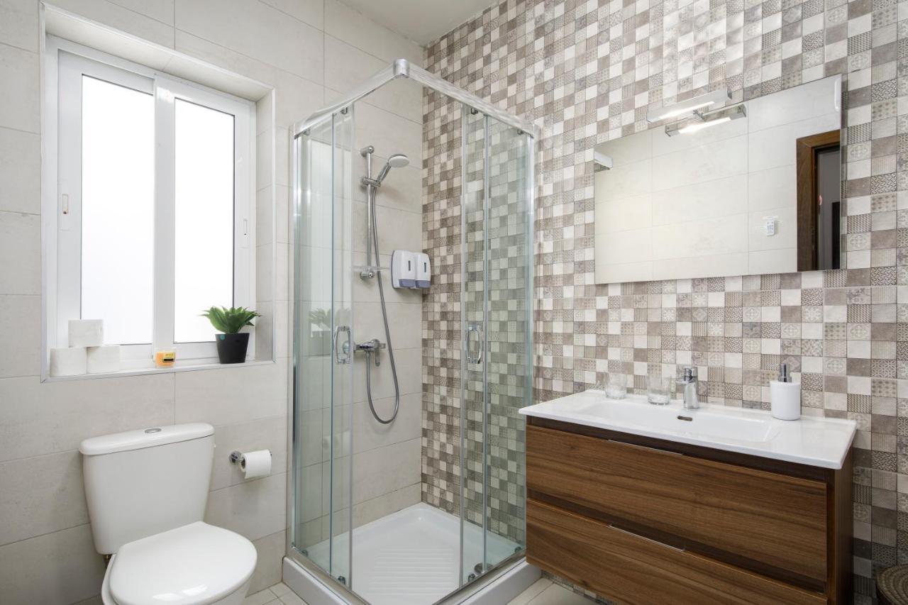 Hilltop Apartments - Stylish Comfort Living Close To The Sea, Bugibba St. Paul's Bay Bagian luar foto