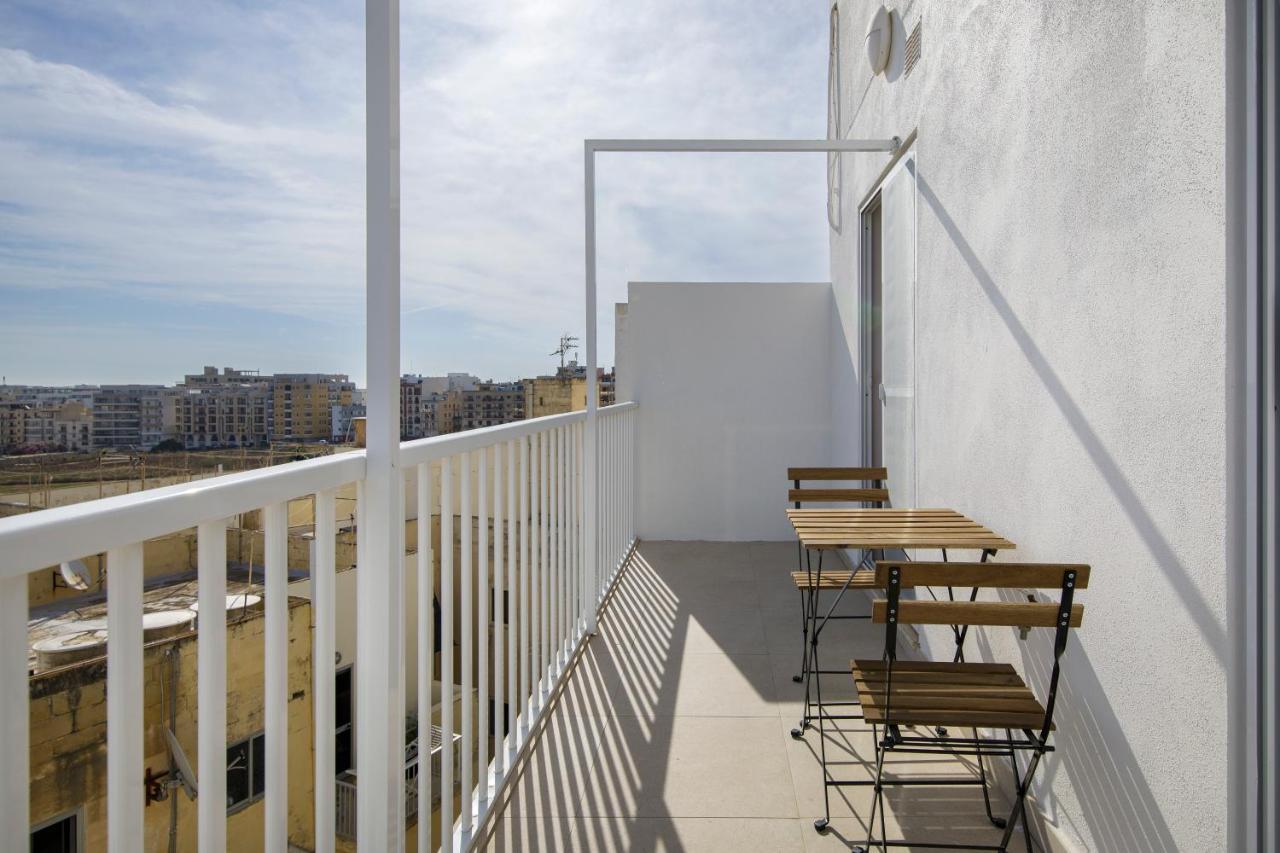 Hilltop Apartments - Stylish Comfort Living Close To The Sea, Bugibba St. Paul's Bay Bagian luar foto