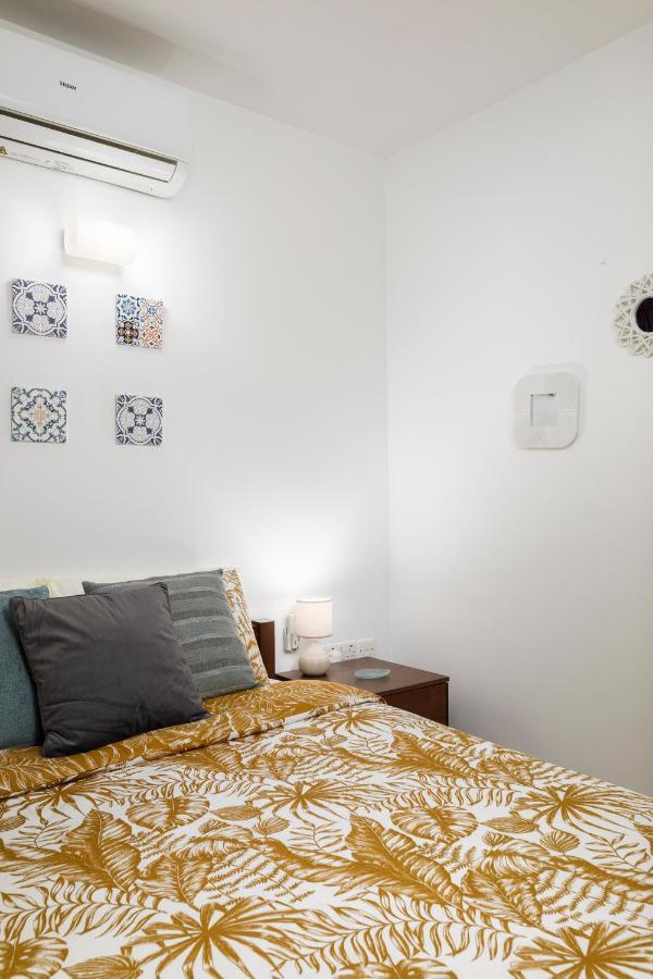 Hilltop Apartments - Stylish Comfort Living Close To The Sea, Bugibba St. Paul's Bay Bagian luar foto