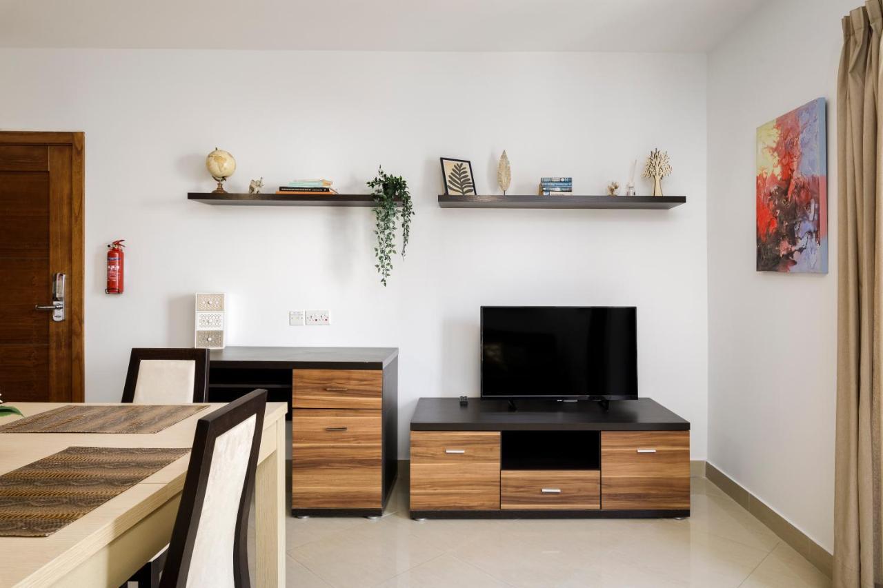 Hilltop Apartments - Stylish Comfort Living Close To The Sea, Bugibba St. Paul's Bay Bagian luar foto