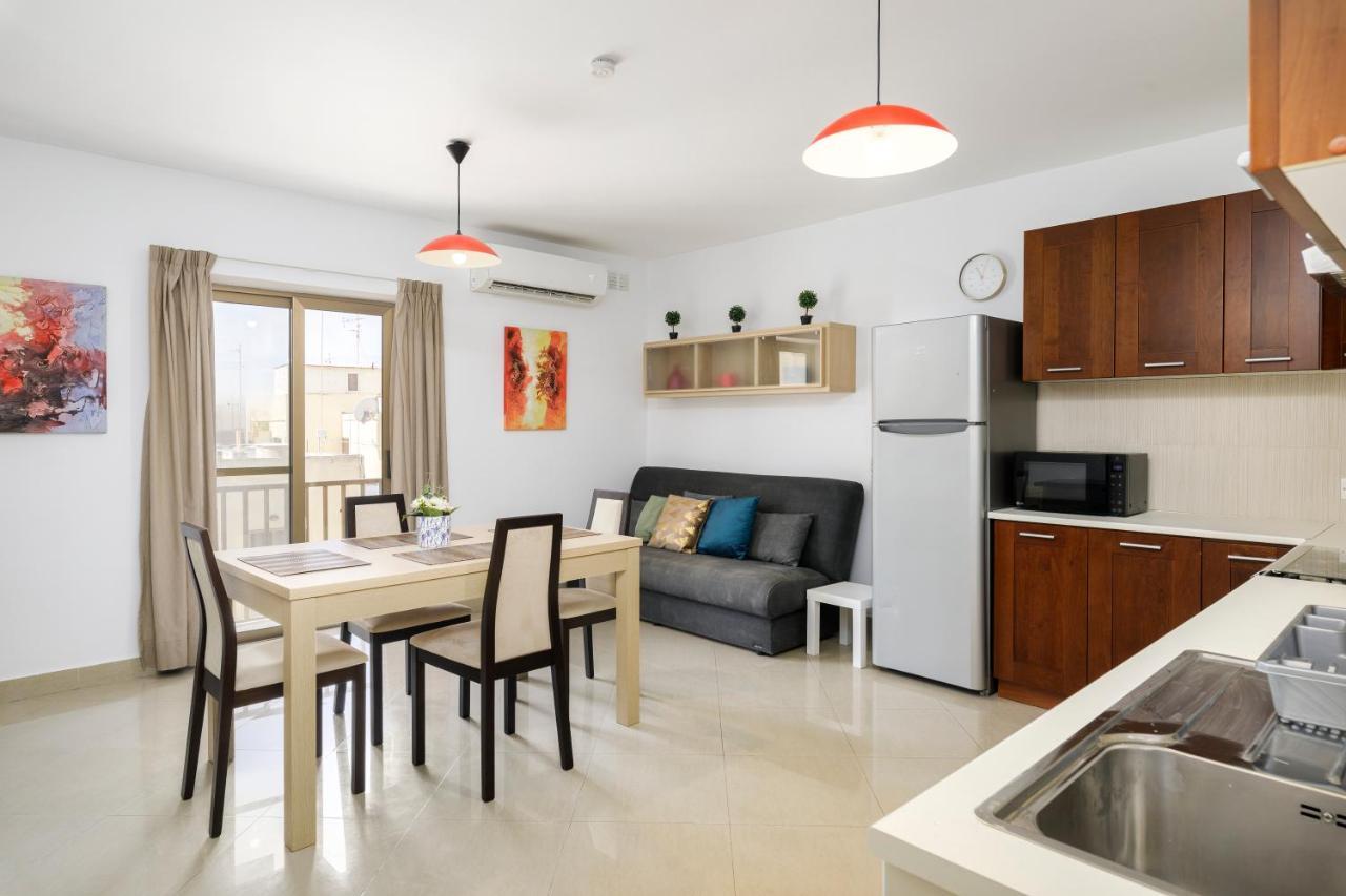Hilltop Apartments - Stylish Comfort Living Close To The Sea, Bugibba St. Paul's Bay Bagian luar foto