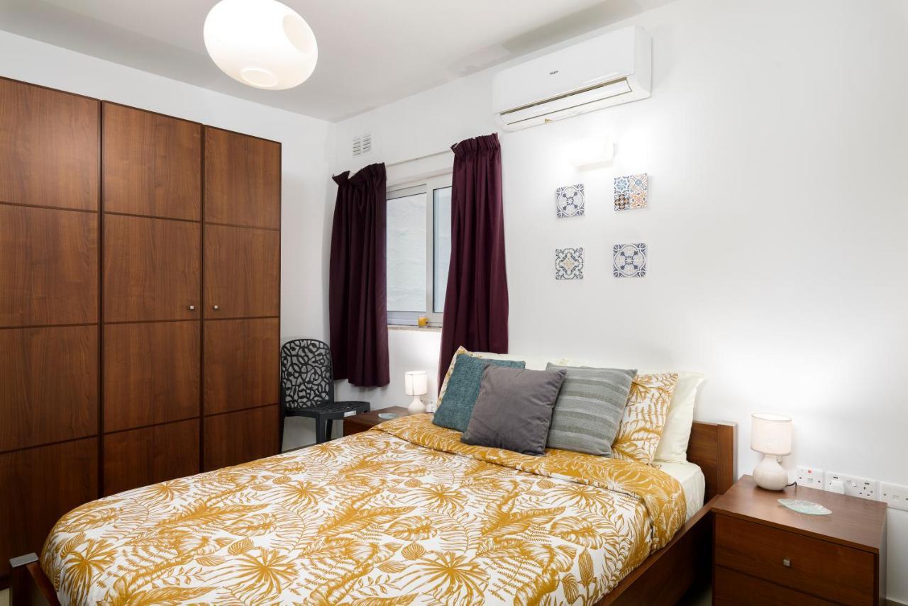 Hilltop Apartments - Stylish Comfort Living Close To The Sea, Bugibba St. Paul's Bay Bagian luar foto