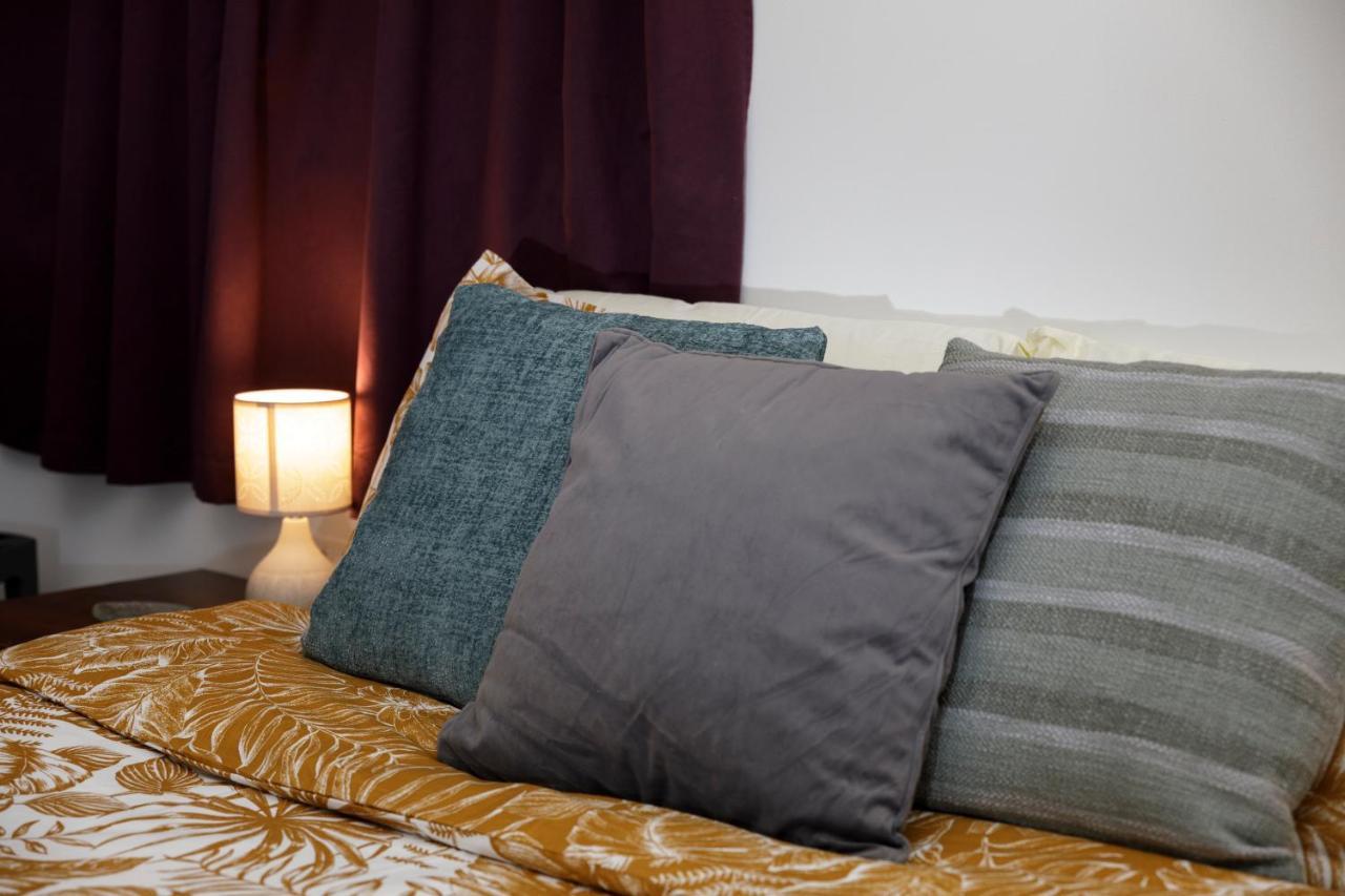Hilltop Apartments - Stylish Comfort Living Close To The Sea, Bugibba St. Paul's Bay Bagian luar foto