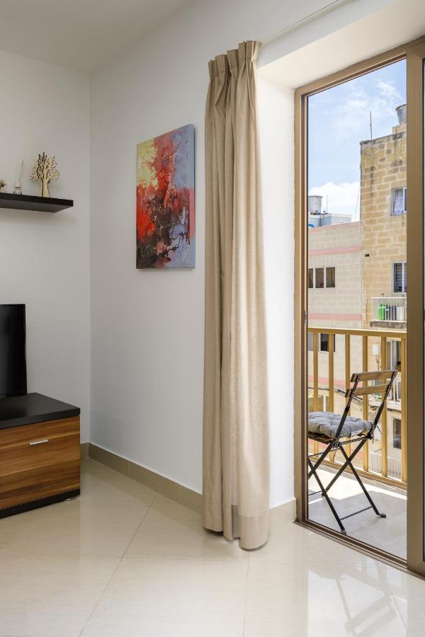 Hilltop Apartments - Stylish Comfort Living Close To The Sea, Bugibba St. Paul's Bay Bagian luar foto